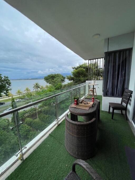 Heaven In City With Full Seaview 2 Cozy Br Bay 21 Kota Kinabalu Kültér fotó